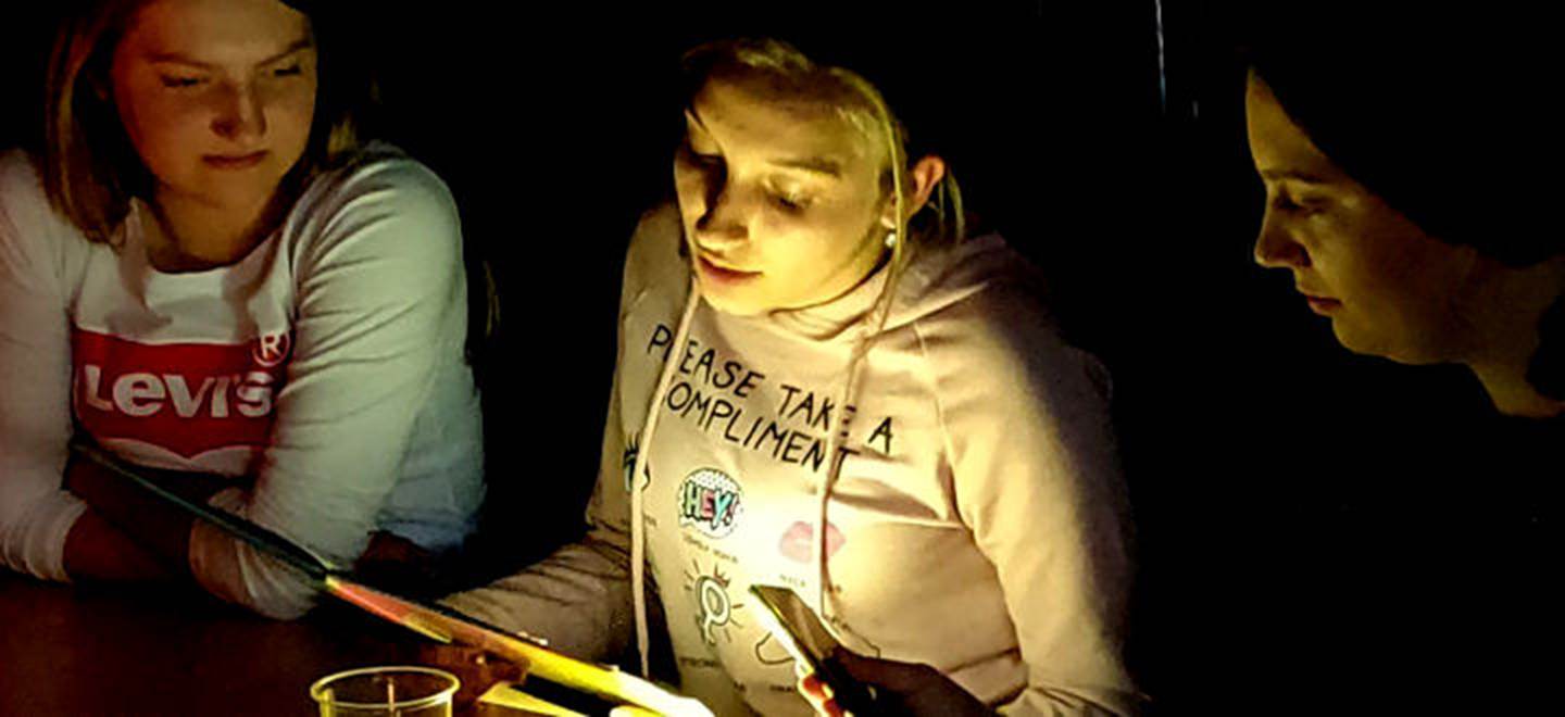 ts008.jpg
